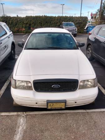 2009 Ford Crown Victoria for sale in Salem, OR – photo 3