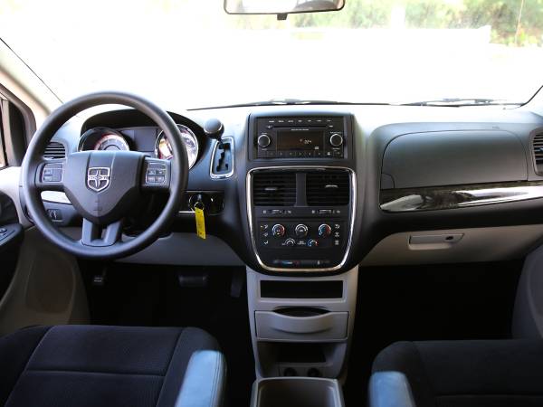 2012 Dodge Grand Caravan SE, LOW Miles, 3rd Row, Silver, V6, Auto for sale in Pearl City, HI – photo 22