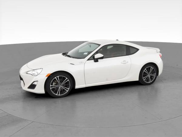 2013 Scion FRS Coupe 2D coupe White - FINANCE ONLINE - cars & trucks... for sale in Atlanta, CA – photo 4