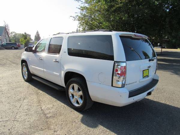 2007 Chevrolet Suburban LTZ 1500 4WD LUXURY FAMILY HAULER! HUGE... for sale in WASHOUGAL, OR – photo 7