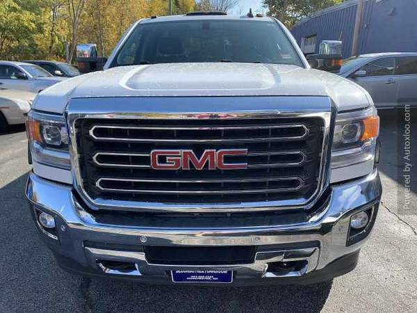 2013 Gmc Sierra 2500hd Sle Clean Car Fax 6.0l 8 Cylinder 4x4 Automatic for sale in Manchester, VT – photo 3