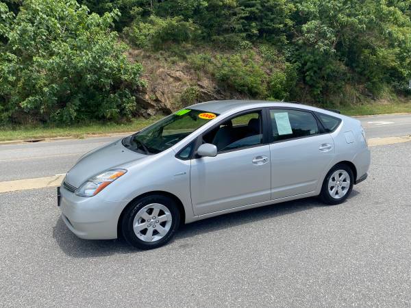 2008 Toyota Prius - cars & trucks - by dealer - vehicle automotive... for sale in Marshall, NC – photo 3