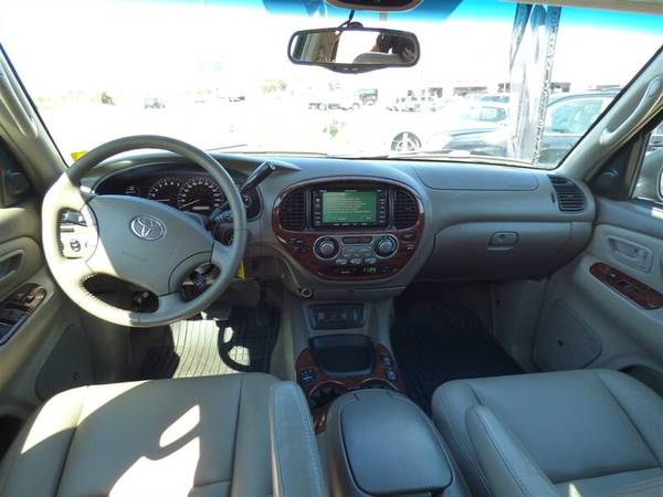 2006 TOYOTA SEQUOIA LIMITED LEATHER SUNROOF CAPTAIN CHAIRS - cars & for sale in San Diego, CA – photo 19