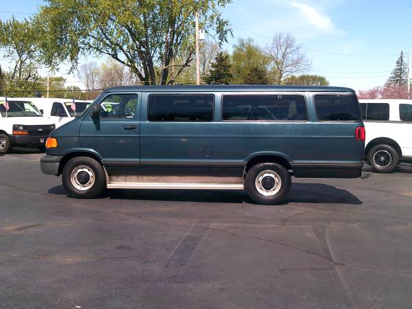 15 Passenger 1998 Dodge Ram Wagon ONLY 86K MILES - cars & trucks -... for sale in TROY, OH – photo 3