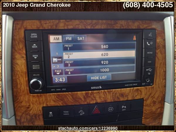 2010 Jeep Grand Cherokee 4WD 4dr Limited with Rear window defroster for sale in Janesville, WI – photo 14