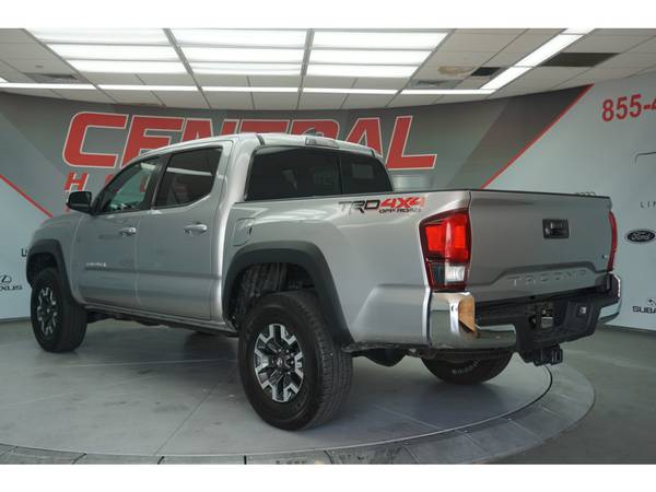 2019 Toyota Tacoma 4x4 TRD Off-Road 4dr Double Cab 5.0 ft SB 6A -... for sale in Houston, TX – photo 21