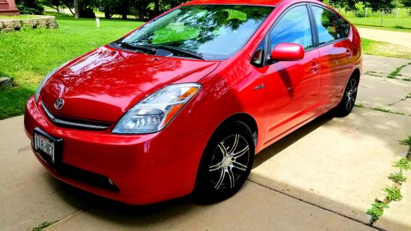 2008 Prius Hatchback Leather, Custom Rims. Navigation, Clean for sale in Marshall, WI – photo 18
