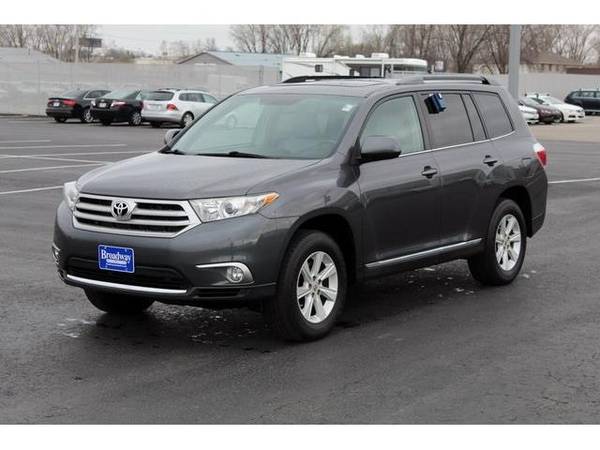 2012 Toyota Highlander SUV SE - Toyota Magnetic Gray Metallic - cars for sale in Green Bay, WI – photo 18