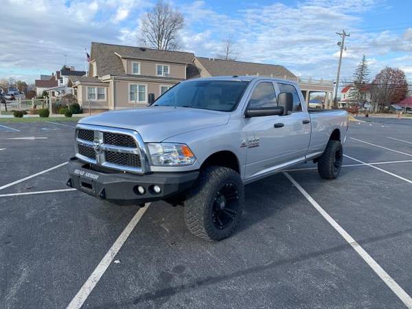 2017 RAM 2500 Tradesman 4x4 Crew Cab 8 Box - cars & trucks - by... for sale in Osgood, WV – photo 2