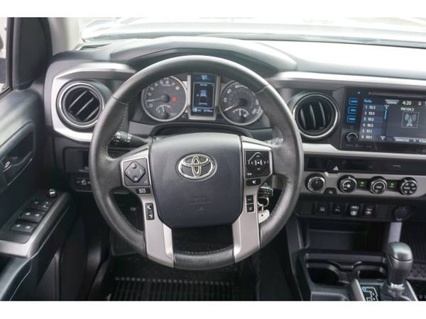 2018 Toyota Tacoma SR5 DOUBLE CAB 5 BED V6 4x4 Passeng - Lifted for sale in Glendale, AZ – photo 19