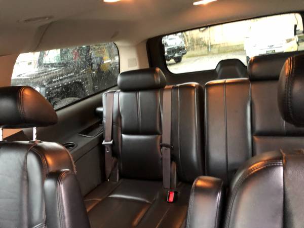 2007 GMC XL SLT 3RD Row Seating! JUST REDUCED! - cars & for sale in Springfield, OR – photo 14