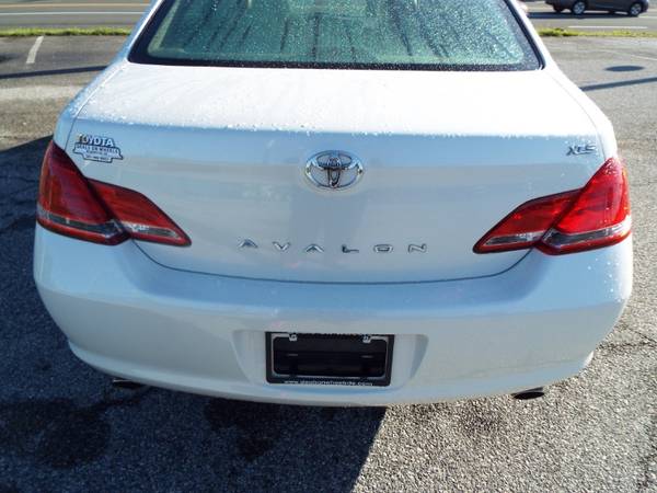 2007 Toyota Avalon Limited - cars & trucks - by dealer - vehicle... for sale in Wilmington, DE – photo 4
