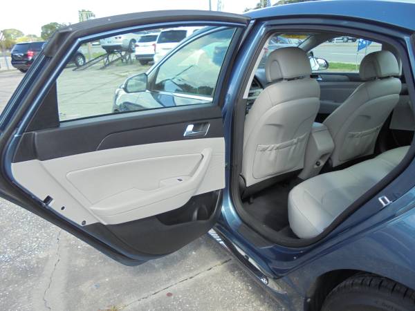 2015 Hyundai Sonata - - by dealer - vehicle automotive for sale in Lakeland, FL – photo 10