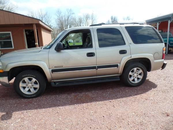 2001 Chevy Tahoe for sale in worthington, SD – photo 2