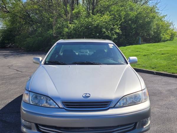 2001 Lexus ES 300 AT leather loaded very nice for sale in Indianapolis, IN – photo 6