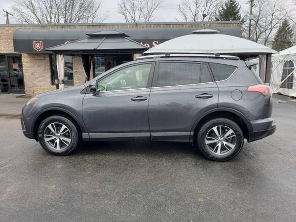 2017 Toyota RAV4 XLE - - by dealer - vehicle for sale in Georgetown, KY – photo 5