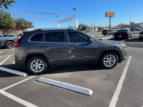 2017 Jeep Cherokee Latitude FWD - - by dealer for sale in San Antonio, TX – photo 6