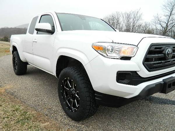 2019 TOYOTA TACOMA 4X4 - - by dealer - vehicle for sale in Staunton, VA – photo 7