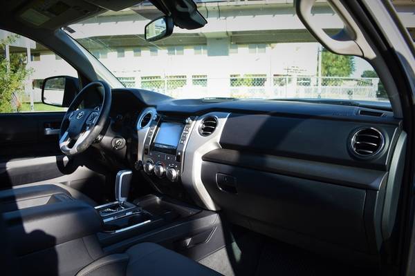 2019 Toyota Tundra SR5 4x4 4dr CrewMax Cab Pickup SB (5.7L V8)... for sale in Miami, FL – photo 23