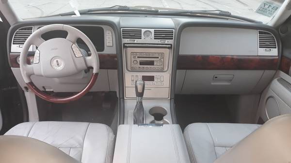 Lincoln Navigator ... 124, xxx miles ... 3rd row LEATHER . ZERO accide for sale in Hurst, TX – photo 14
