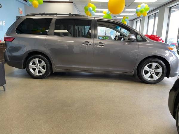 2015 Toyota Sienna 5dr 7-Pass Van LE AAS FWD (Natl) Guaranteed for sale in Inwood, NJ – photo 14