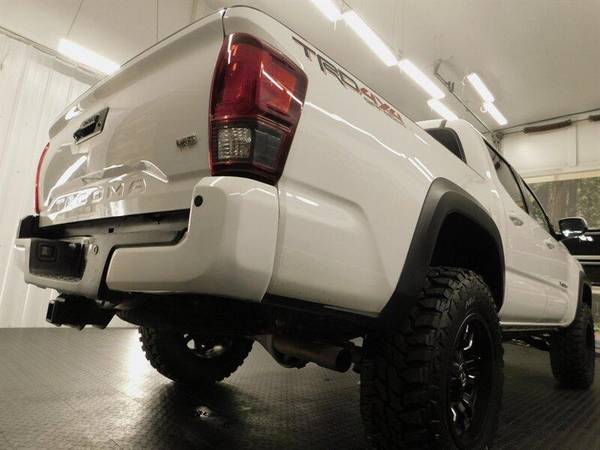 2019 Toyota Tacoma TRD Off-Road 4X4/1-OWNER/NEW LIFT WHEELS for sale in Gladstone, OR – photo 10