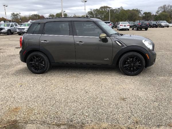 2012 MINI Countryman S ALL4 - cars & trucks - by dealer - vehicle... for sale in Middleton, WI – photo 4