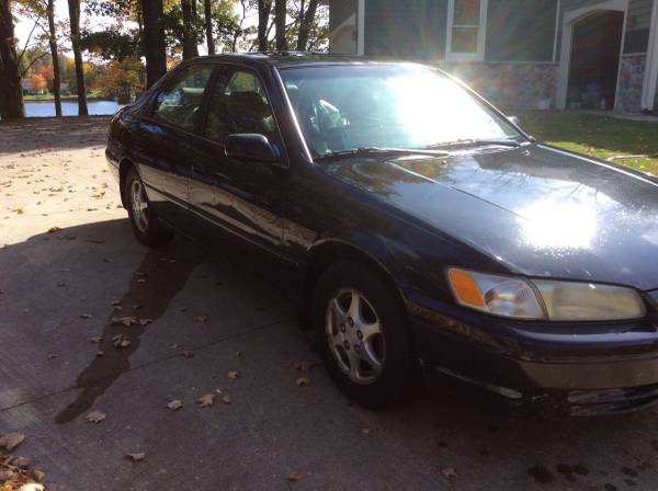 1999 Toyota Camry XLE for sale in Cadillac, MI – photo 2