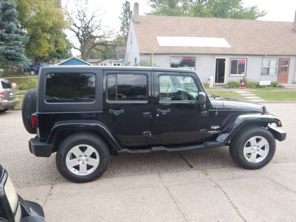 2007 Jeep Wrangler Unlimited Sahara - Easy Financing Available! -... for sale in Oakdale, MN – photo 8