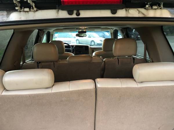 2006 Chevy Tahoe 3 row Leather seats - cars & trucks - by owner -... for sale in Casselberry, FL – photo 13