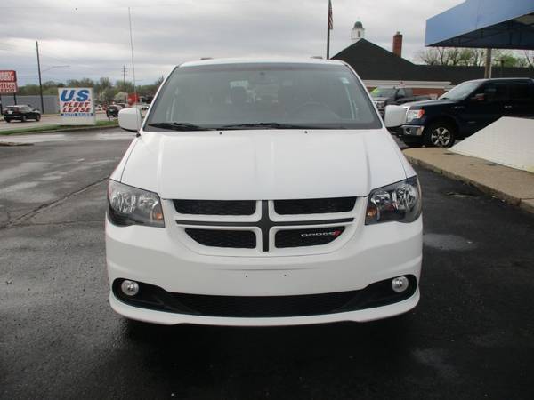 2017 Dodge Grand CARAVAN GT - - by dealer - vehicle for sale in BLUE SPRINGS, MO – photo 12
