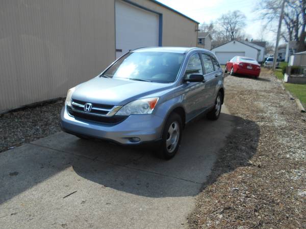 2011 Honda CR-V LX 4WD Clean - - by dealer - vehicle for sale in Mishawaka, IN – photo 2
