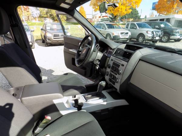 2008 Mercury Mariner 4x4 Sun Roof Clean for sale in Kenmore, WA – photo 18