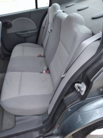 2007 Saturn Ion with good heat and air - cars & trucks - by dealer -... for sale in Indianapolis, IN – photo 6