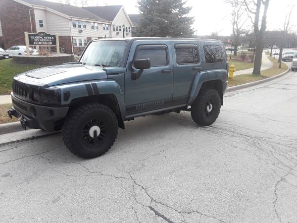 06-----Hummer-----H3------4x4 - cars & trucks - by owner - vehicle... for sale in Waukesha, WI – photo 2