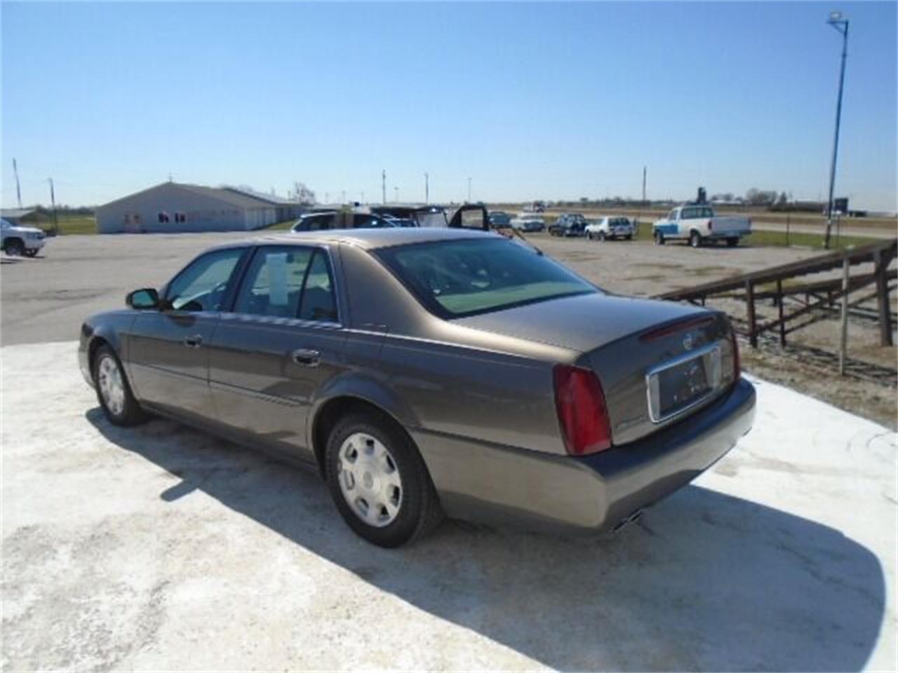 2002 Cadillac DeVille for sale in Staunton, IL – photo 3