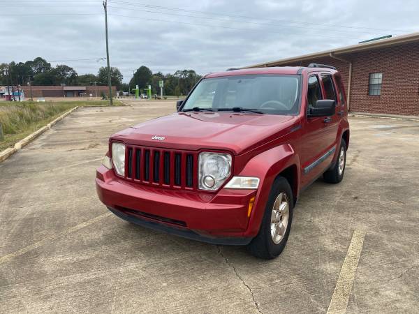 2009 JEEP LIBERTY 2WD - cars & trucks - by owner - vehicle... for sale in Greenwood, MS – photo 2