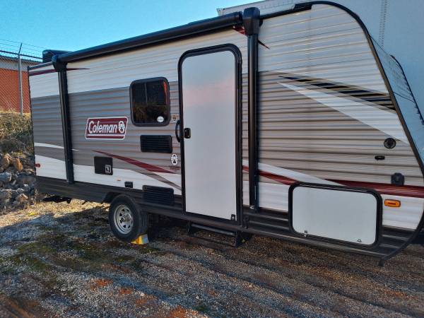 Camper LOADED DOWN WITH FREE EXTRAS REDUCED TO 14, 900 - cars & for sale in Abingdon, VA – photo 2