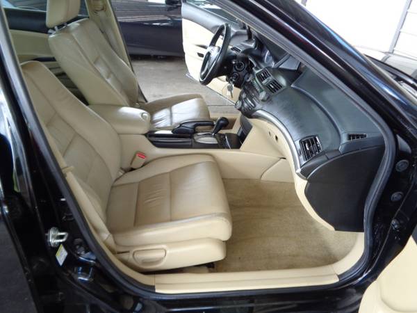2012 Honda Accord SE - Sunroof - Leather - 79000 Miles - 1 Owner -... for sale in Gonzales, LA – photo 16