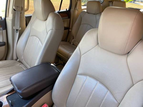 2008 BUICK ENCLAVE AWD **88,000 MILES**LEATHER, ROOF,DVD REMOTE... for sale in VALLLEY FALLS, KS – photo 20