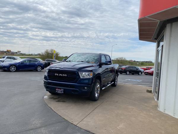 2019 RAM 1500 Big Horn/Lone Star 4x4 Crew Cab 57 Box for sale in Dodgeville, WI – photo 7