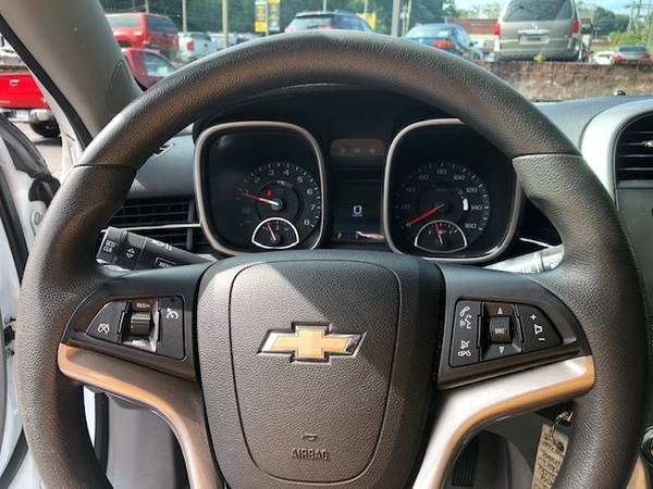 ▲▲2015 Chevrolet Malibu = MODERN SEDAN/ 90,000 MILES/ ONSTAR!! for sale in Pittsburgh, PA – photo 11