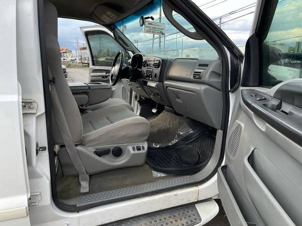 2005 Ford F350 Super Duty Crew Cab - - by dealer for sale in Palatine, WI – photo 18