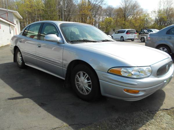 2005 Buick LeSabre Custom - - by dealer - vehicle for sale in Marshfield, WI – photo 2