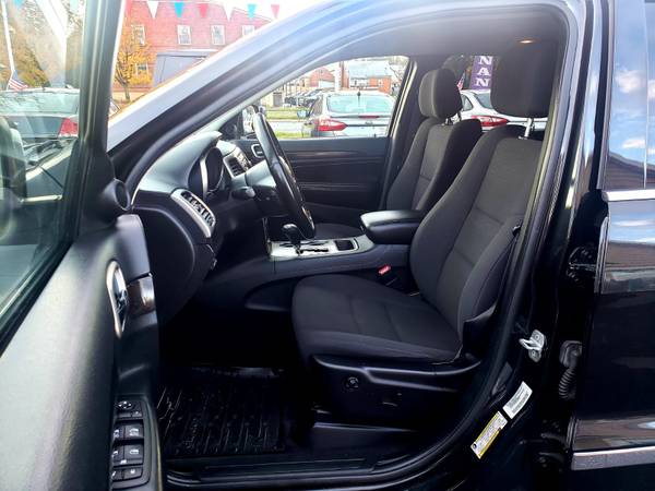2012 JEEP GRAND CHEROKEE 4X4 MINT CONDITION⭐6 MONTH WARRANTY - cars... for sale in Front Royal, District Of Columbia – photo 17