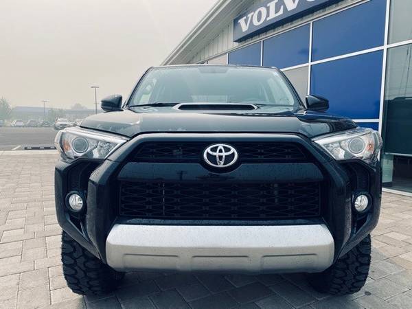 2019 Toyota 4Runner 4x4 4WD 4 Runner TRD Off-Road Premium SUV - cars... for sale in Bend, OR – photo 2