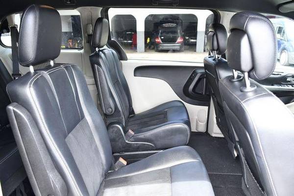 2017 Dodge Grand Caravan Passenger SXT Minivan 4D NO CREDIT CHECK -... for sale in Miami, FL – photo 19