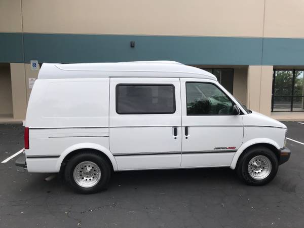 All wheel drive Chevy wheelchair van!--“Certified” has Warranty—80k!... for sale in Tucson, CA – photo 10