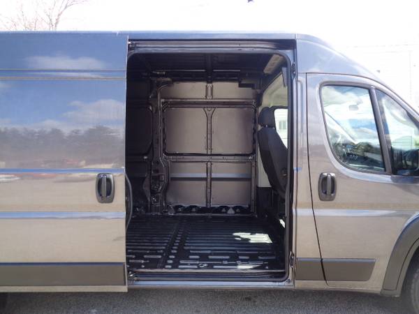 2019 Ram Promaster 2500 High Top LOW Miles 1-Owner Clean Cargo Van for sale in Hampton Falls, MA – photo 23