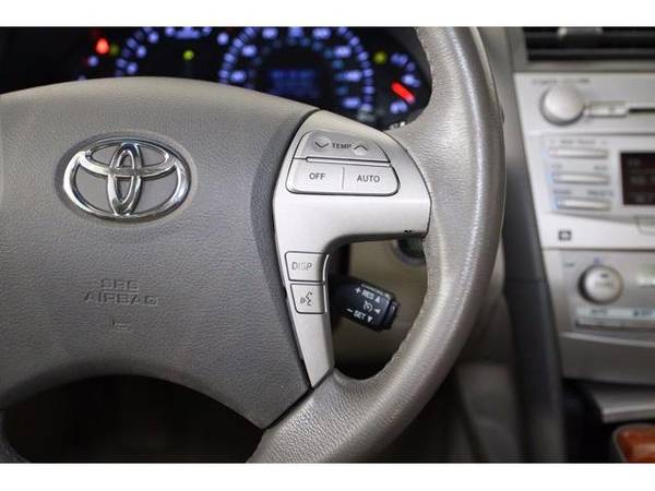 2010 Toyota Camry XLE - sedan - - by dealer - vehicle for sale in Cincinnati, OH – photo 19